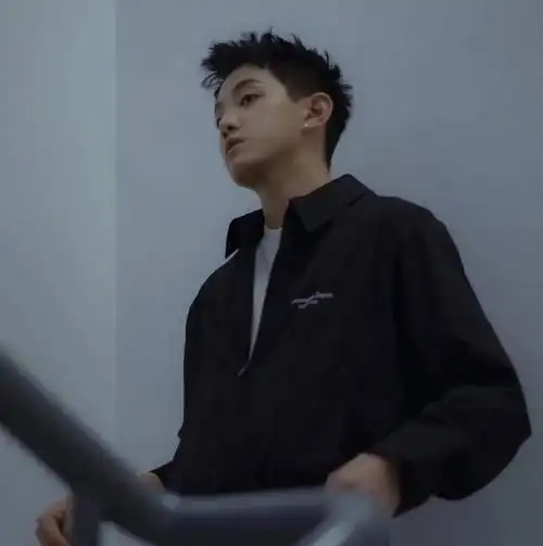 微信头像范世錡