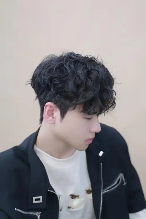 男生卷发 #烫发 #男生自然卷发型