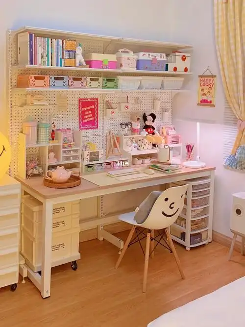 78洞洞板书桌布置|这是你的梦中情桌吗?