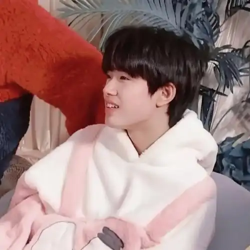 极禹  #头像分享张霸与张郎的爱恨情仇#张极  #张泽禹