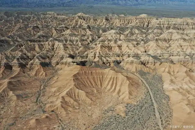 塔里木盆地西部地区基本地貌特征