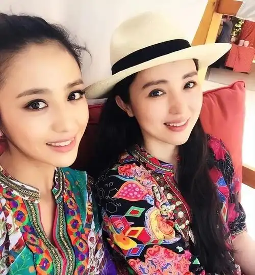 佟丽娅,董璇特别是在《风吹半夏》中的呈现,更让人感到未来充满希望.