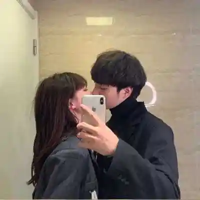 双人爱人相爱亲密头像