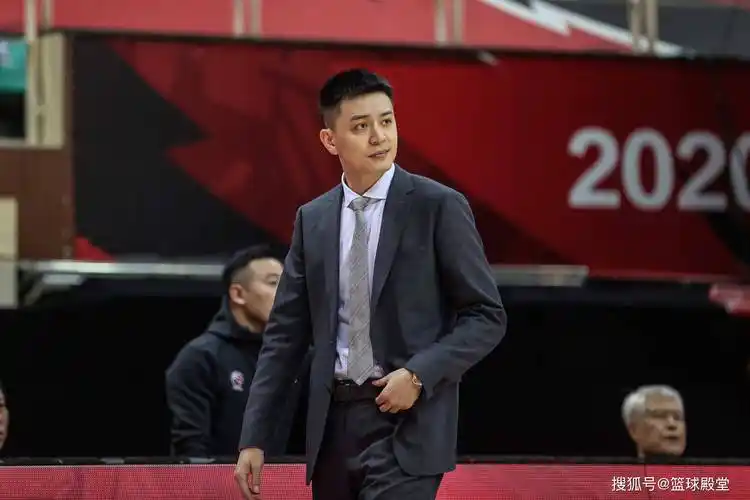 原创辽宁虐广东谁注意杨鸣用人针对防守执教水平蜕变要冲冠了