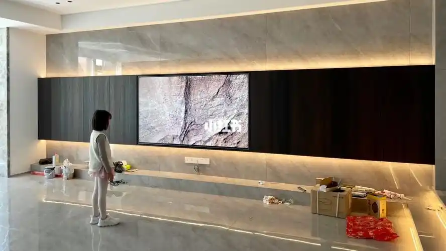 85寸电视嵌入式安装