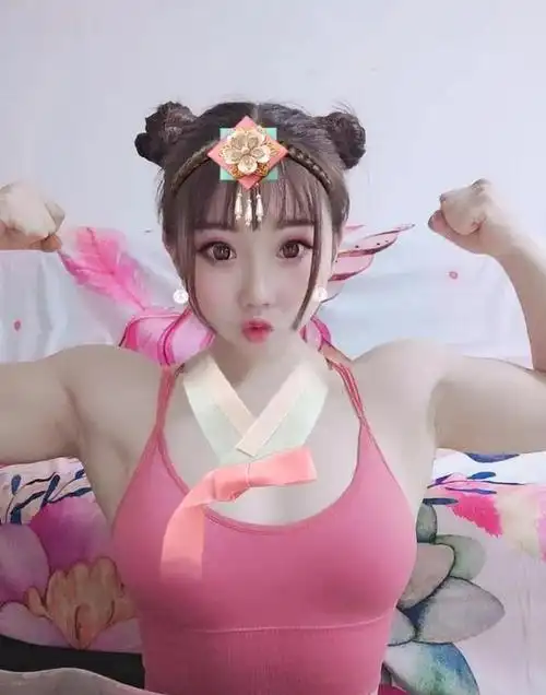 "最美哪吒"程璐,95后东北女孩,身材劲爆!我要跟她练!