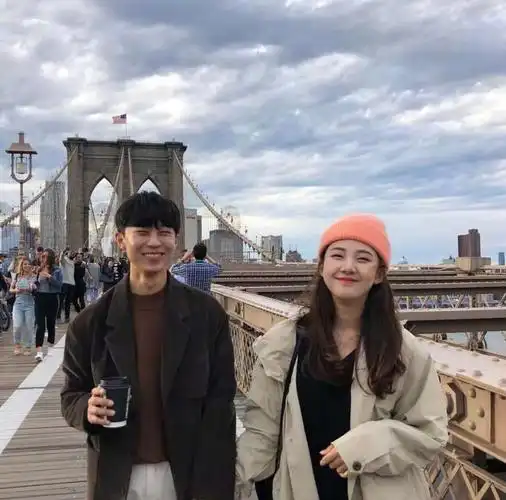 分享一组超有爱的情侣日常拍照姿势心里眼里都是你