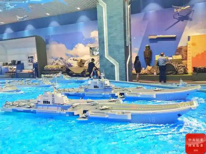 歼20运20辽宁舰等现役主战装备模型在军博展出