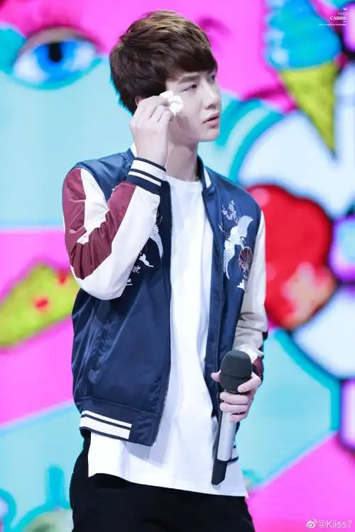 天天向上王一博