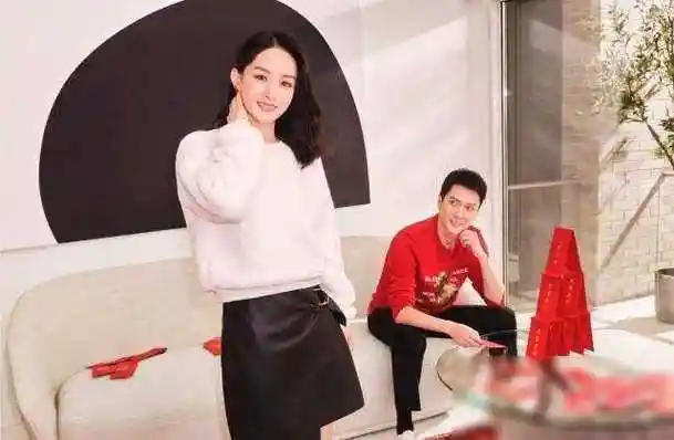 赵丽颖休假却养胖冯绍峰被偷拍小肚腩明显晒健身照称太闹心