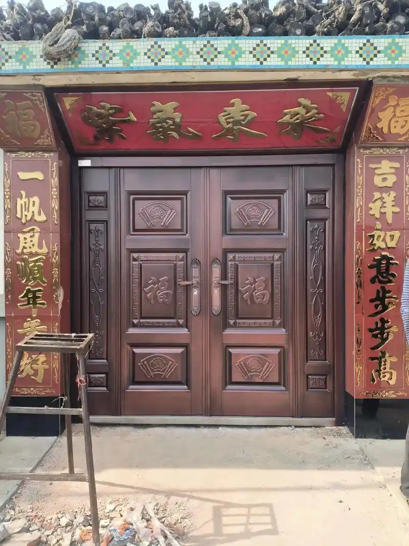 阖家幸福!#农村自建房入户大门 #福门开 - 抖音