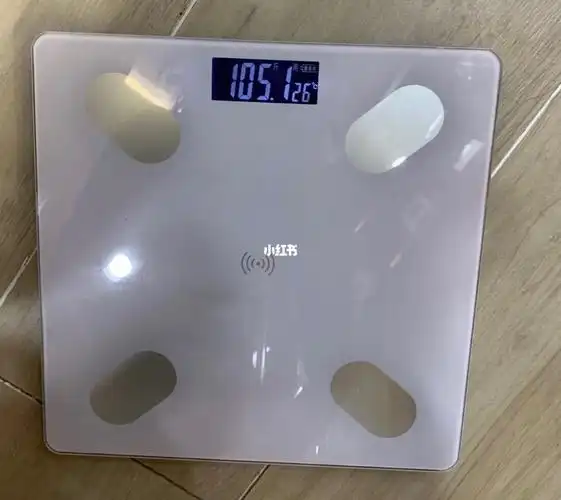 今天早上称体重的时候还挺意外的  105斤啦