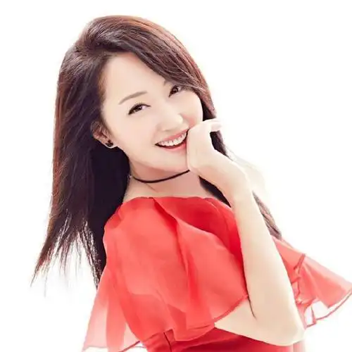 甜歌天后杨钰莹自己最满意的照片有多美她曾用她们做头像