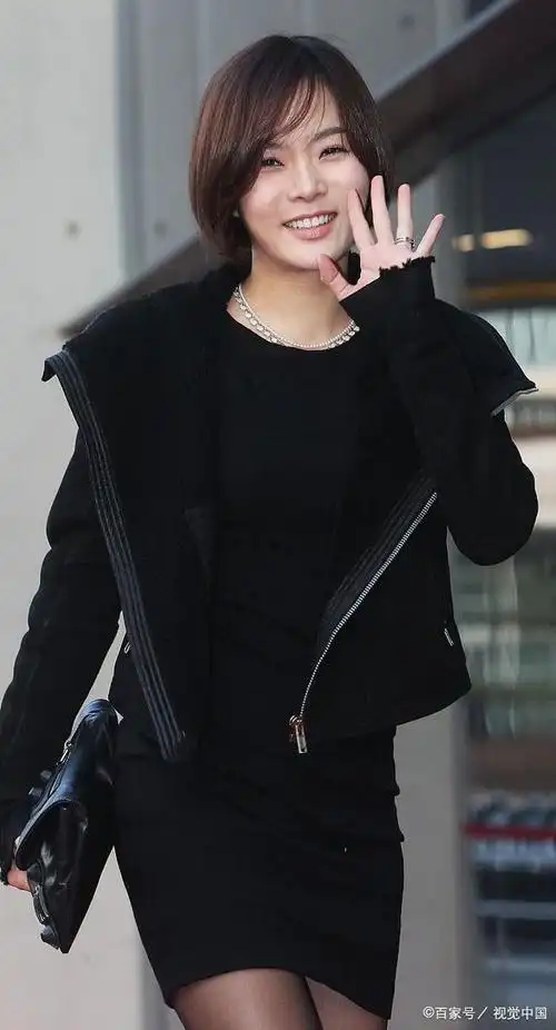 蔡琳——她俏皮可爱,眉梢含着笑意,集美貌与幽默于一身的演员