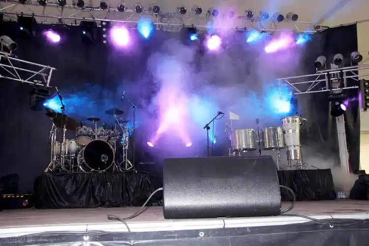 舞台灯光led面光灯的实际应用