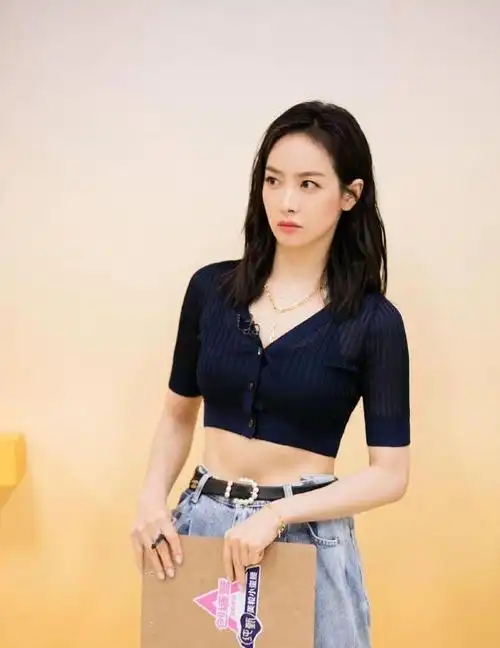 宋茜给你示范做魅力满分的漂亮姐姐该怎么穿