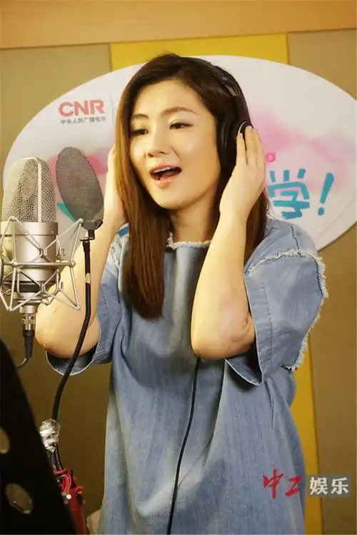 selina任家萱唱响"2017musicradio我要上学——爱心圆梦"公益主题曲