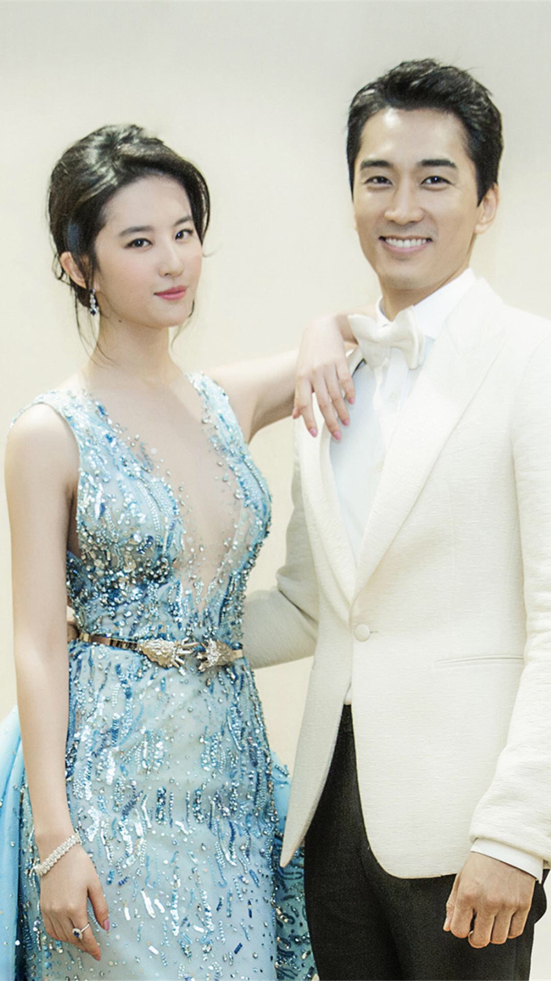 刘亦菲宋承宪甜蜜合影图片手机壁纸下载-明星-手机壁纸下载-美桌网