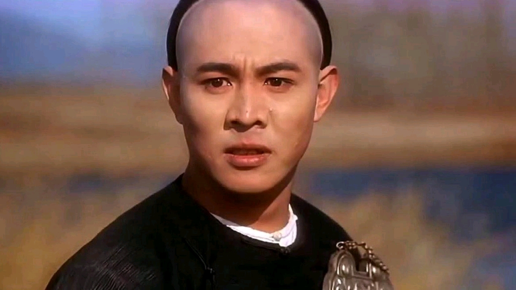 追星人才懂得快乐,年轻帅气的李连杰!