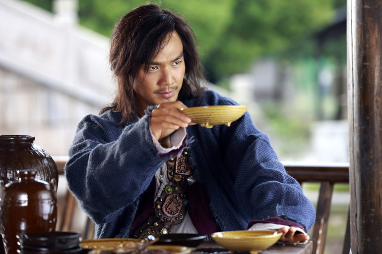 浙江撤换天龙雷人片尾曲订制女星人型抱枕网络爆红3