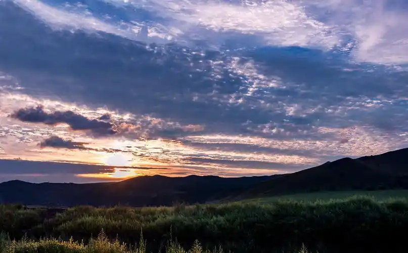 夕阳西下,火烧云,蓝天白云,黄河楼