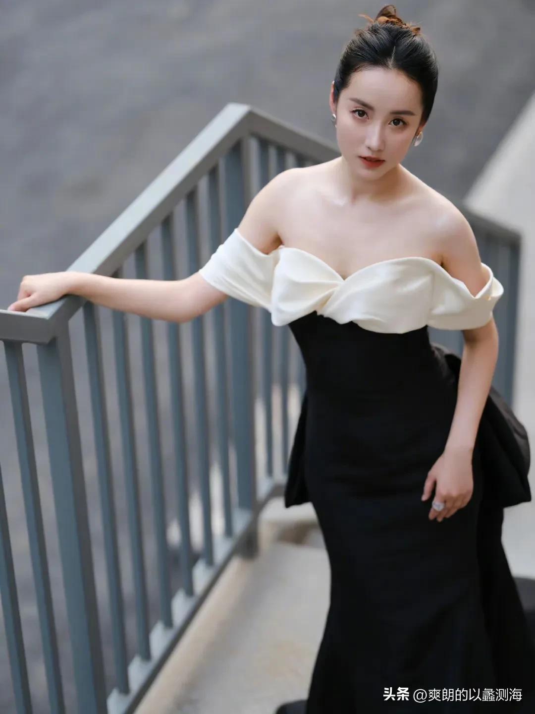 貌美清纯:吕一_作品_感觉_侵权