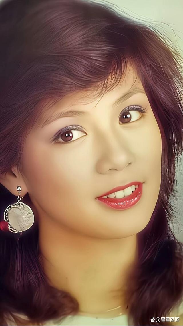 最美黄蓉翁美玲