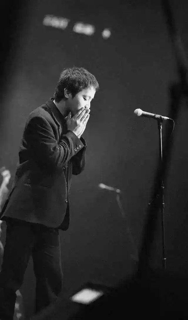 【图集】窦唯年轻时到底有多帅?连王菲都甘愿为他倒痰盂