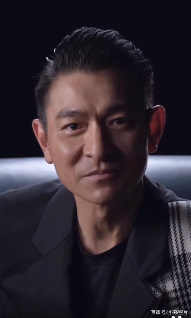 刘德华直播带货芝华仕