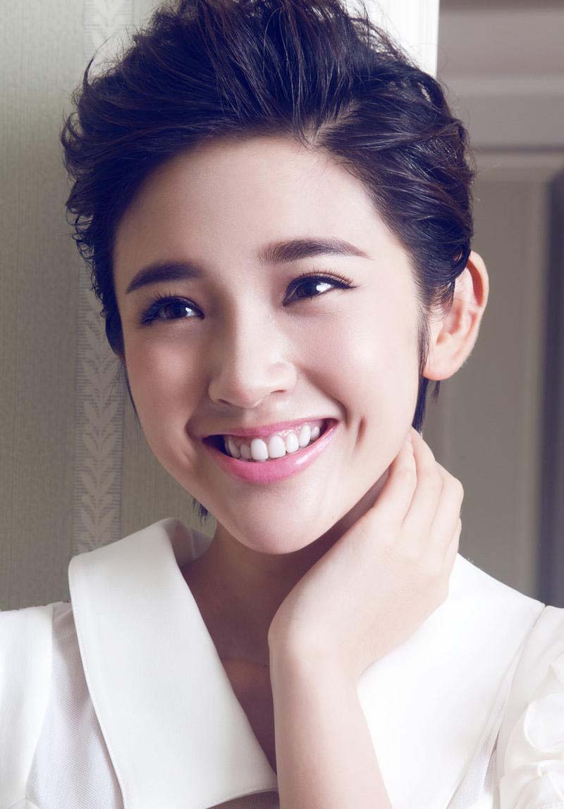 唐艺昕最新时尚短发造型,女明星图片,发型图片