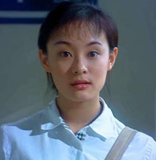 回顾孙俪怨恨父亲和继母无法割舍姐妹情谊泪水中与父亲和解