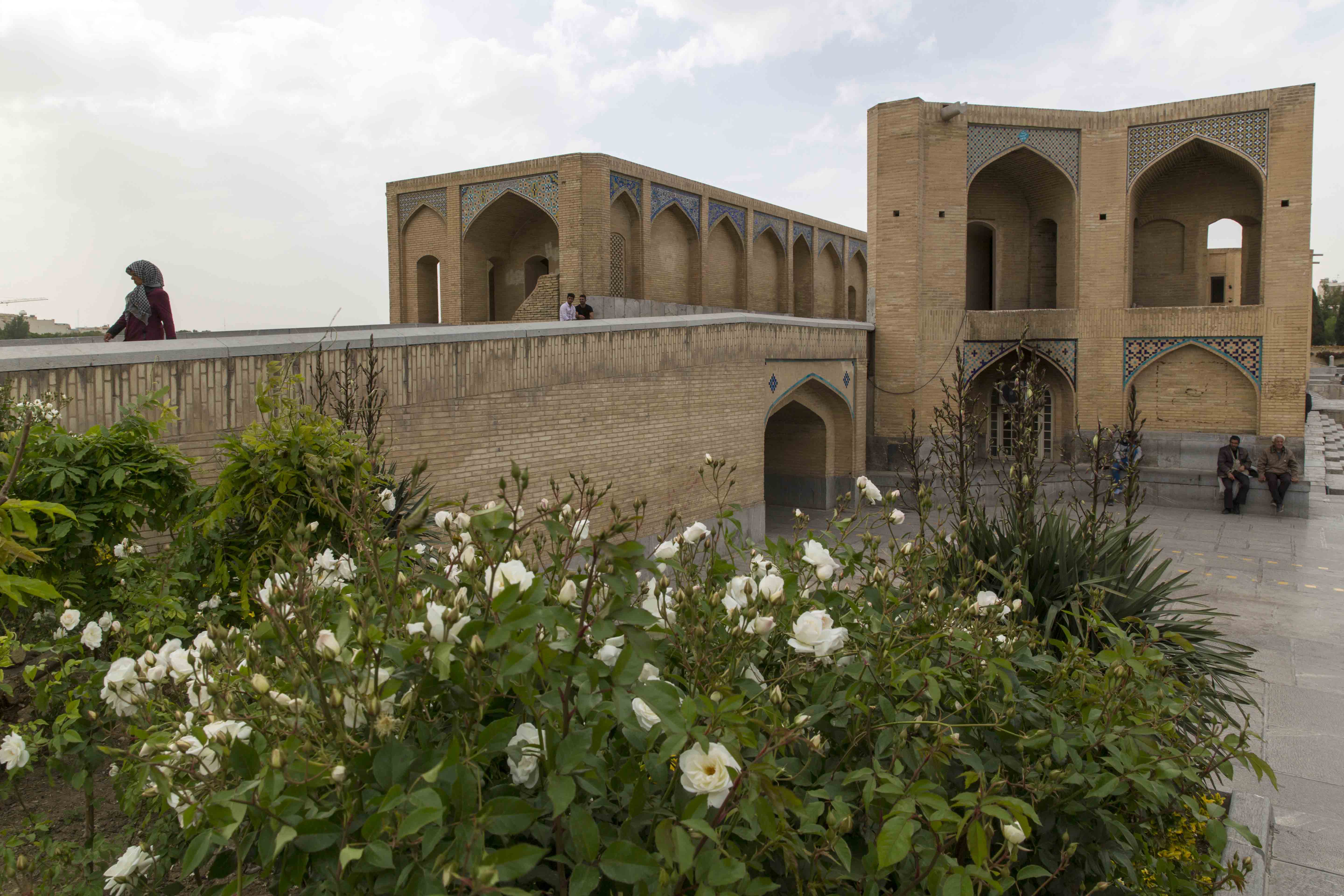 伊斯法罕最美的桥哈鸠古桥旅拍