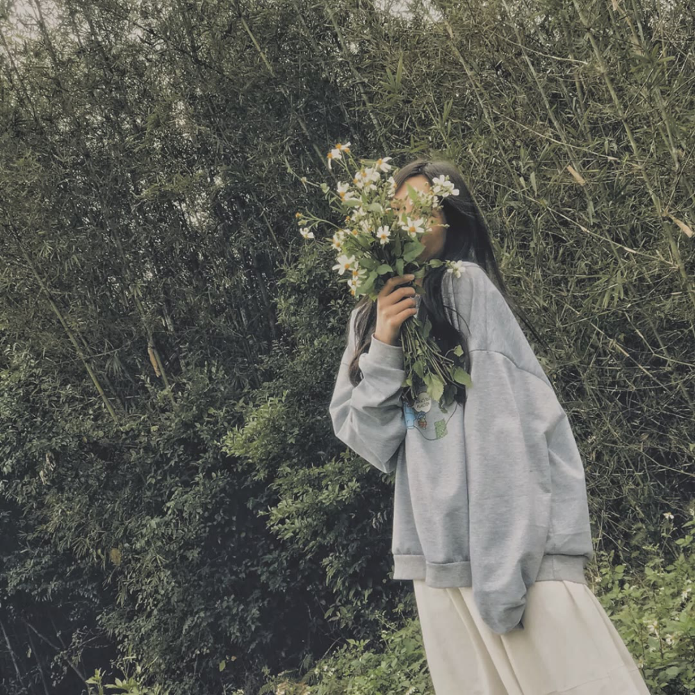 森系闺蜜头像:人生若只如初见,只是一眼,便是十里春风!