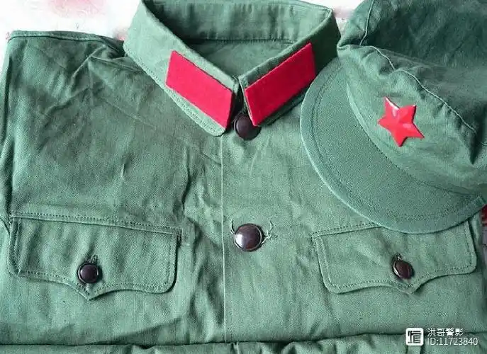 红五星红领章:65式军服,永恒的记忆/图集