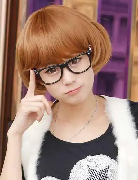 最新女生蘑菇头短发图片