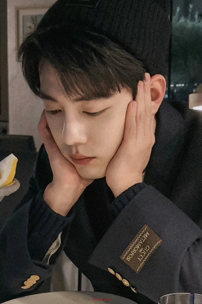 肖战李健怎么认识的##肖战##美妆