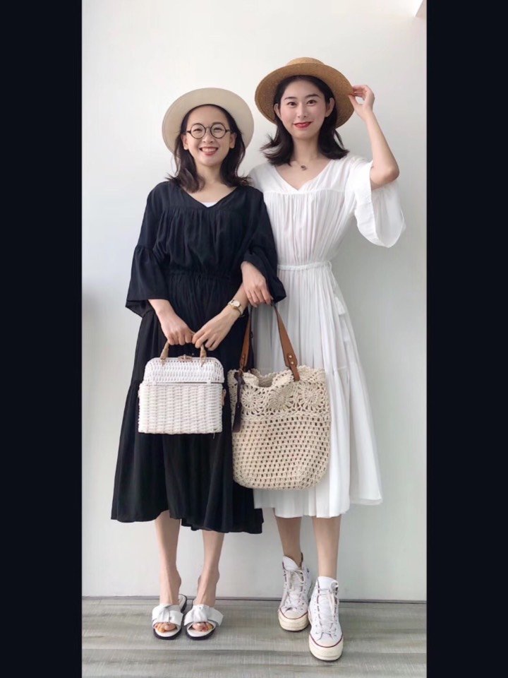 170和160的闺蜜穿搭06简约穿搭