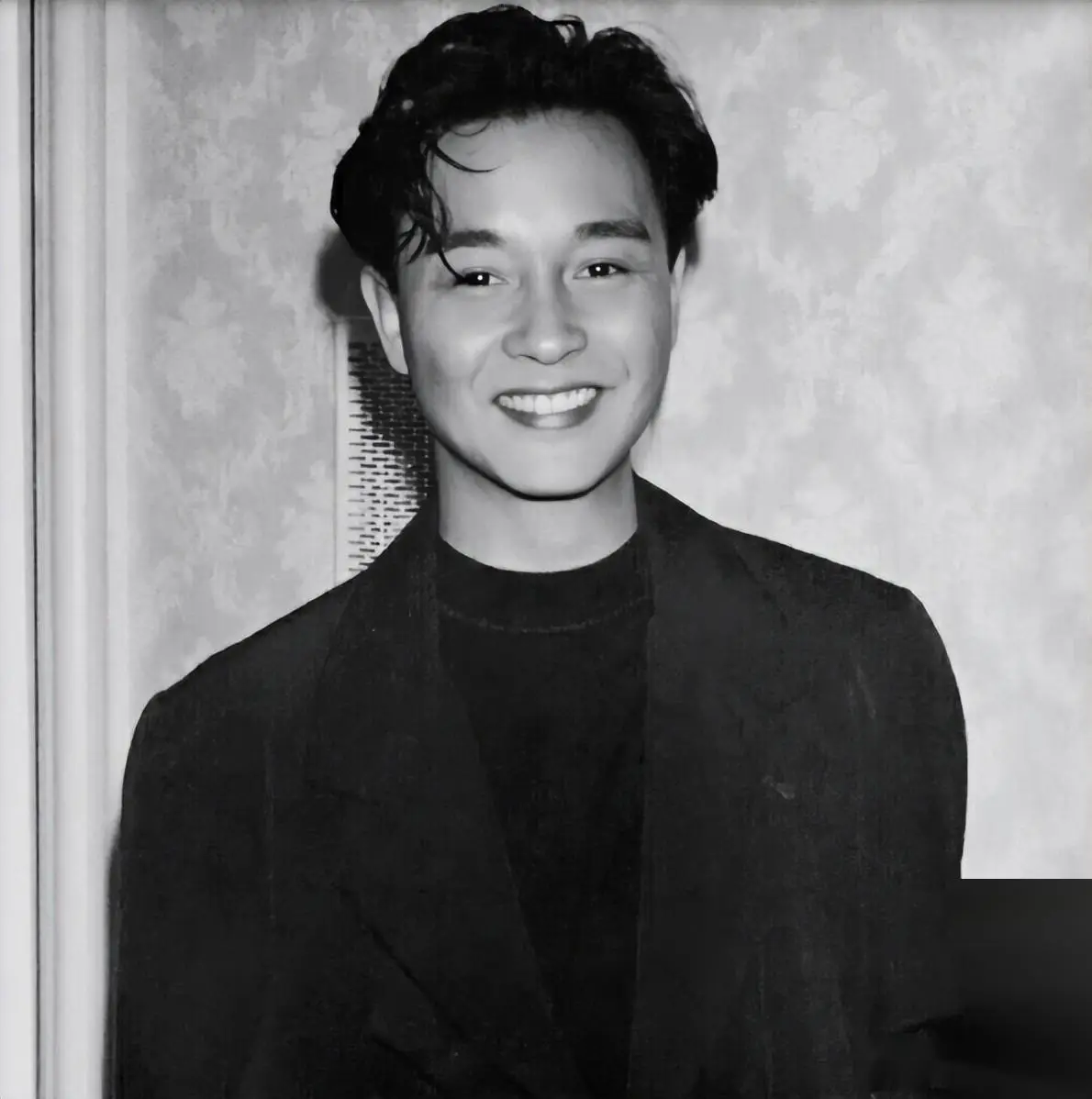 20年后才知道,张国荣悲剧人生的关键,不是挚爱唐生也不是抑郁症