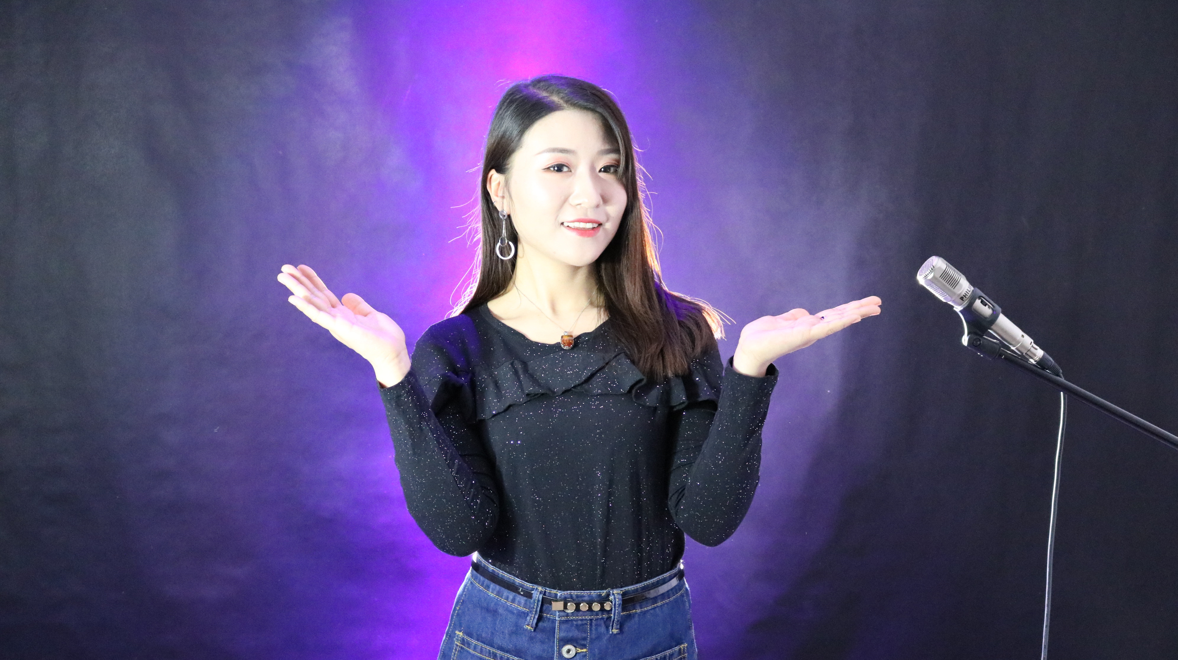 看看大美女龚爽演唱的歌曲