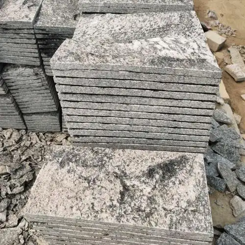 蘑菇石花岗岩自然面花坛石蘑菇石芝麻灰蘑菇石芝麻黑芝麻白蘑菇石