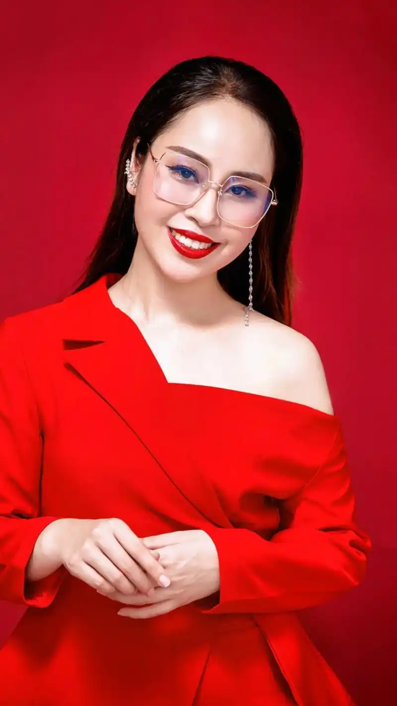 袁瑞凤-爱的就是你(美女歌星) - 抖音