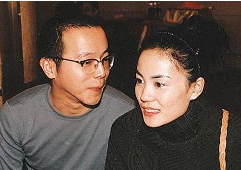 栾树王菲什么关系还有联系吗 王菲第一次给栾树怎么认识恋情回顾