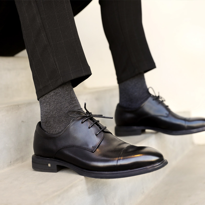 皮鞋男商务正装三接头尖头德比鞋男软皮软底西装真皮休闲男士皮鞋