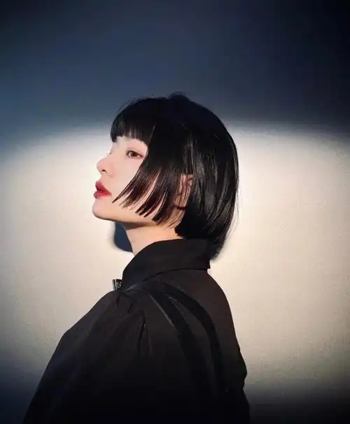 中性超酷女生短发分享