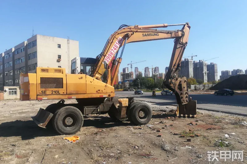 三星se210挖掘机
