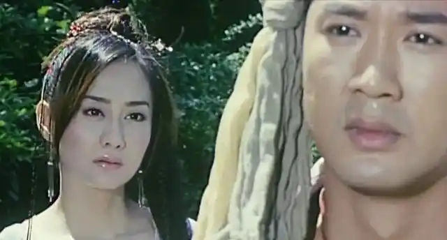 正值三十芳华之际的林心如,事业已然攀至巅峰,那一年她接连呈现了三部