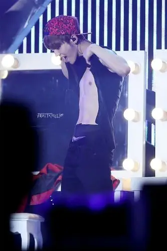 [exo][盘点]170616 鹿晗夏日清凉特辑:惜肉如金boy的露肉史