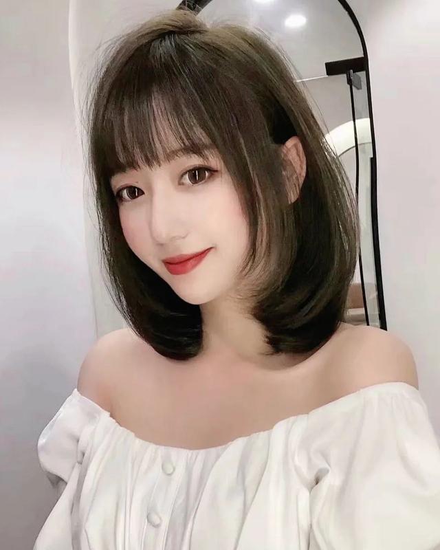 甜过初恋的齐肩发型