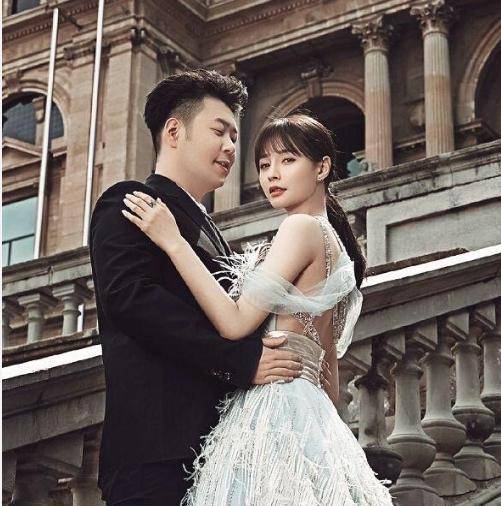 梦辰拍婚纱照,对着镜头"摸头杀"太甜,坐等两人婚讯_减肥_外界_男朋友