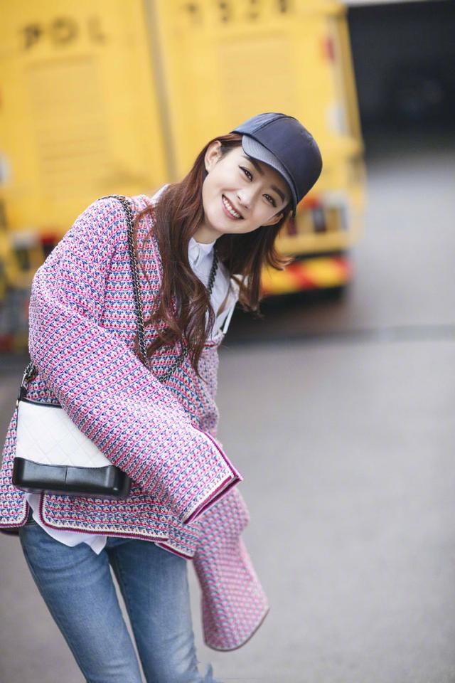 赵丽颖私服穿搭很高级,满满干货,粉丝直呼我也要学这样穿|赵丽颖|牛仔